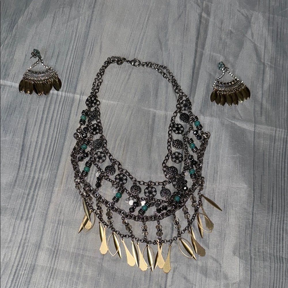 Express Gold and Silver Statement Necklace, OS